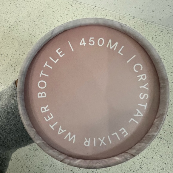 NWT Novo Amethyst Water Bottle Healing Crystal Bottle - Picture 6 of 7